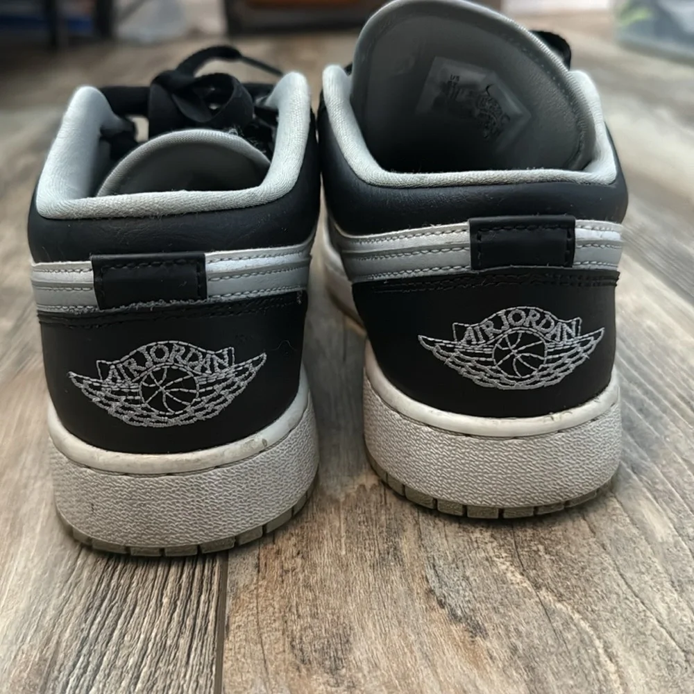 Nike sleek sneakers